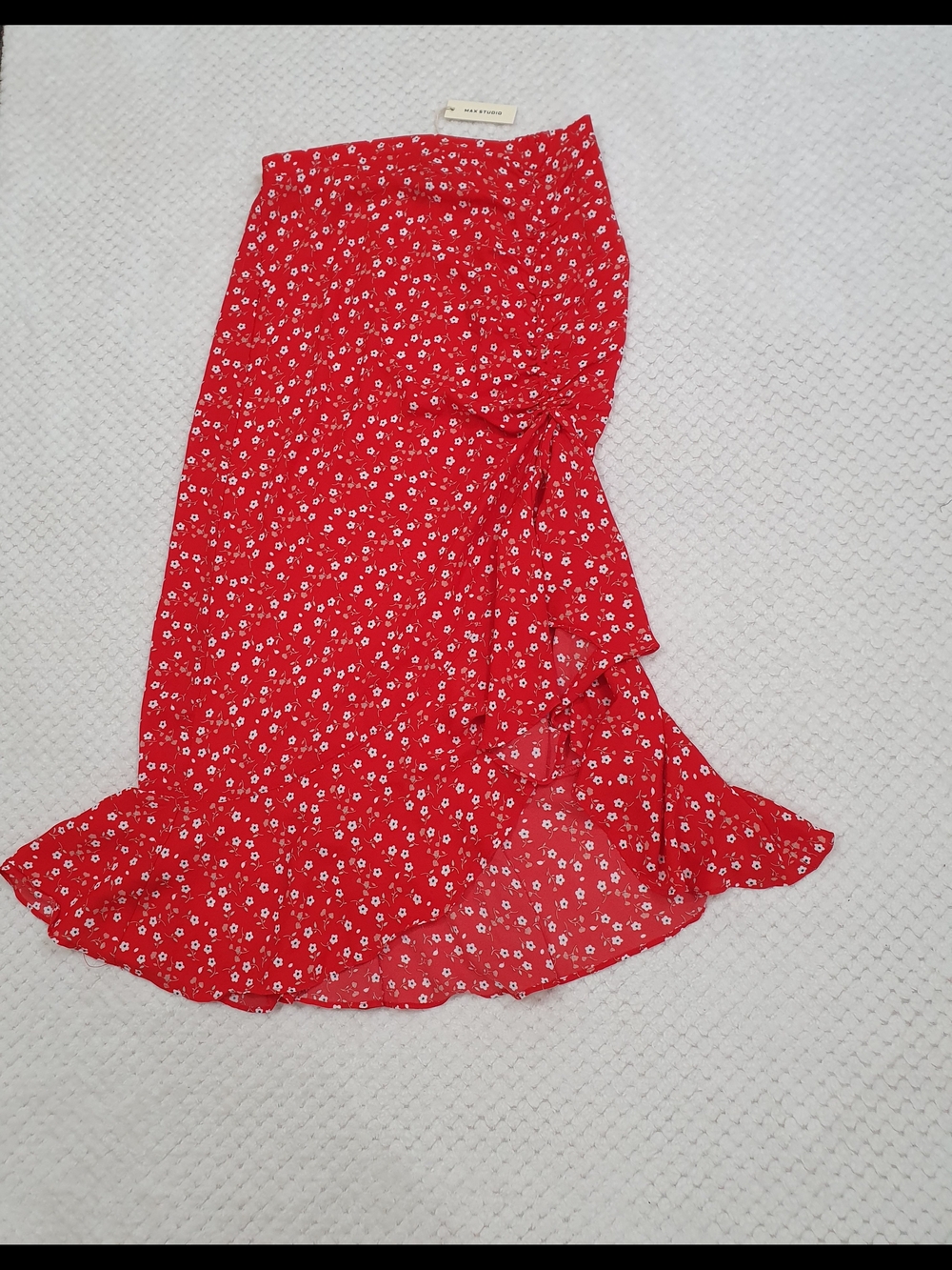 NWT Max Studio Red Floral Ruffle Hem Maxi Skirt M